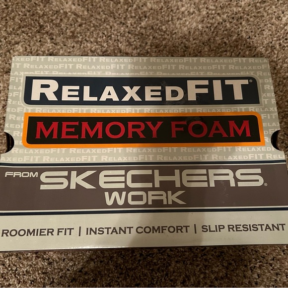 NWT - Black Skechers Work Slip-Resistant Footwear with Relaxed Fit - Picture 8 of 9